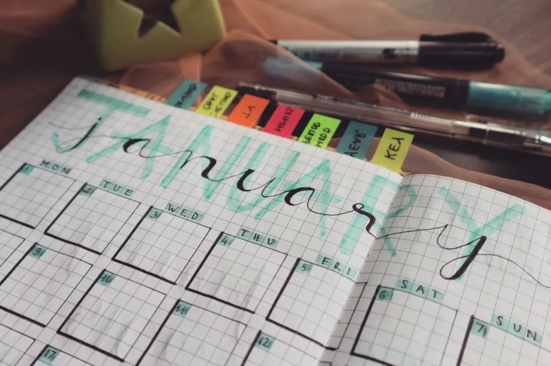 Monday Dread to Friday Fizz: How the Days of the Week Are Quietly Running Your Casino Sessions